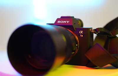 AI廣告片制作公司｜讓創(chuàng)意更快落地，讓廣告更具“智能爆發(fā)力”